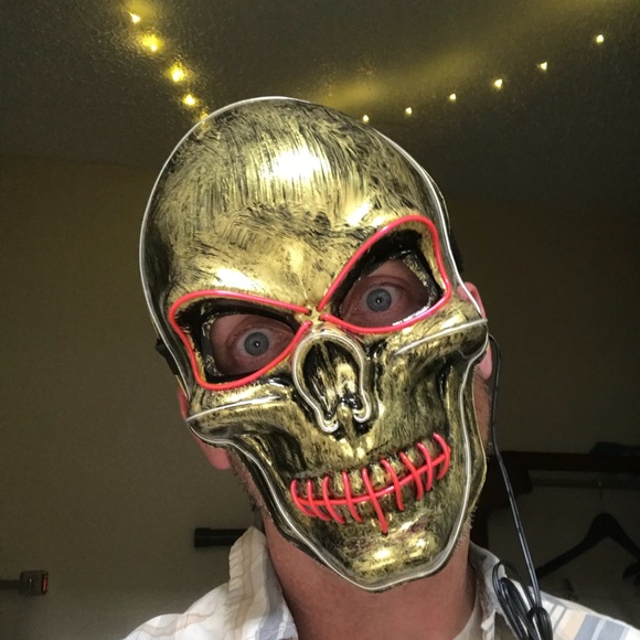 LED Purge Mask - Picture 4 of 6